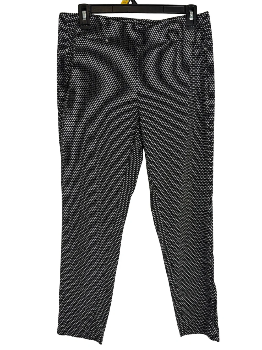 3/$20 Rafaella Black Micro Pattern Cropped Pants Size 8